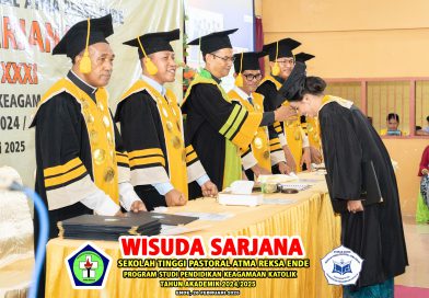 STIPAR Ende Menyelengarahkan Wisudah Sarjana Pendidikan Keagamaan Katolik Angkatan XXXI 2025